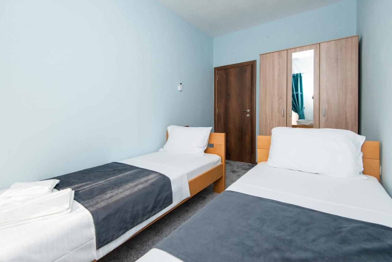 Apartments Kiki Котор Екстер'єр фото