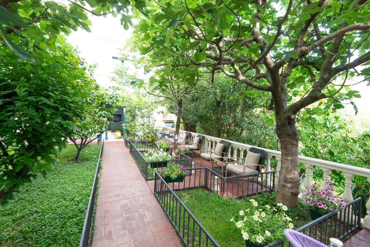 Apartments Kiki Котор Екстер'єр фото