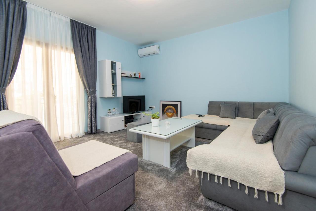 Apartments Kiki Котор Екстер'єр фото