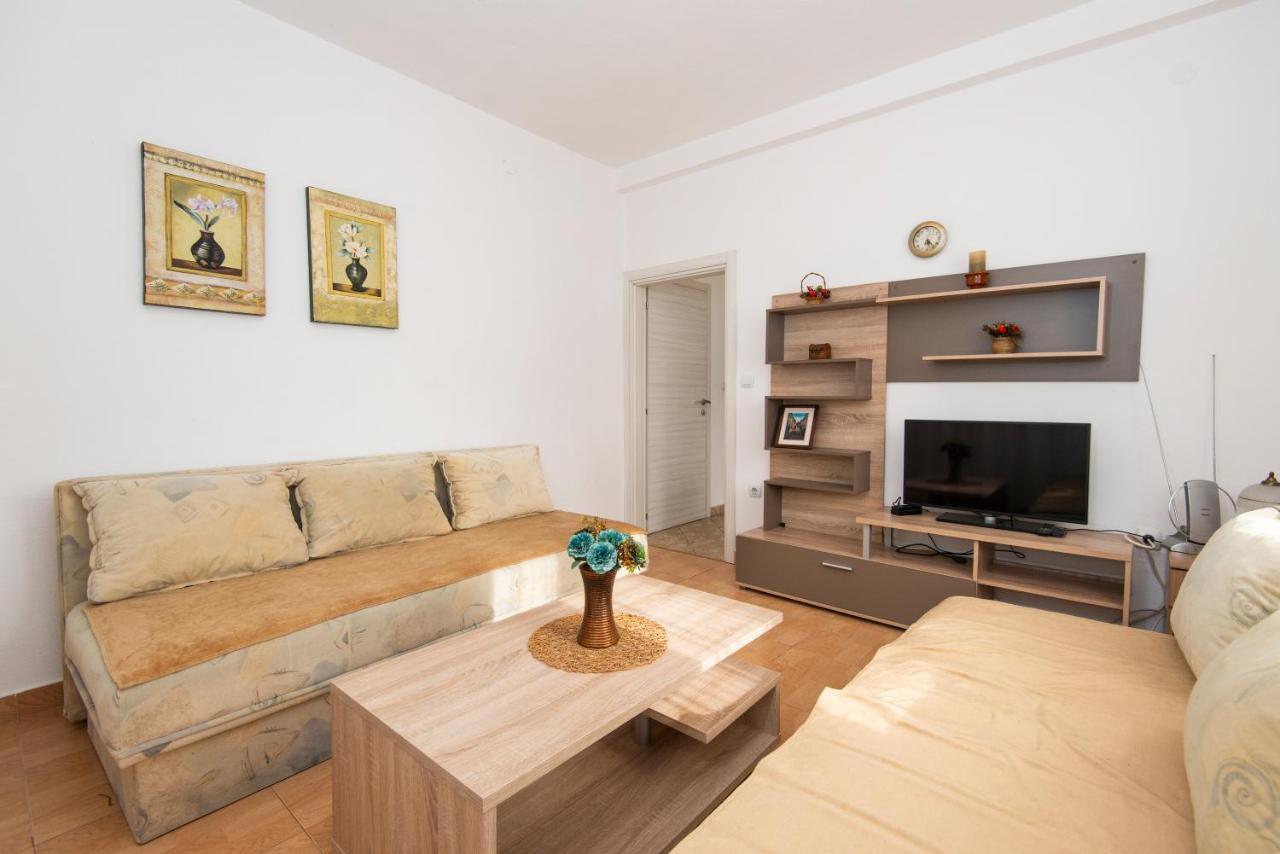 Apartments Kiki Котор Екстер'єр фото