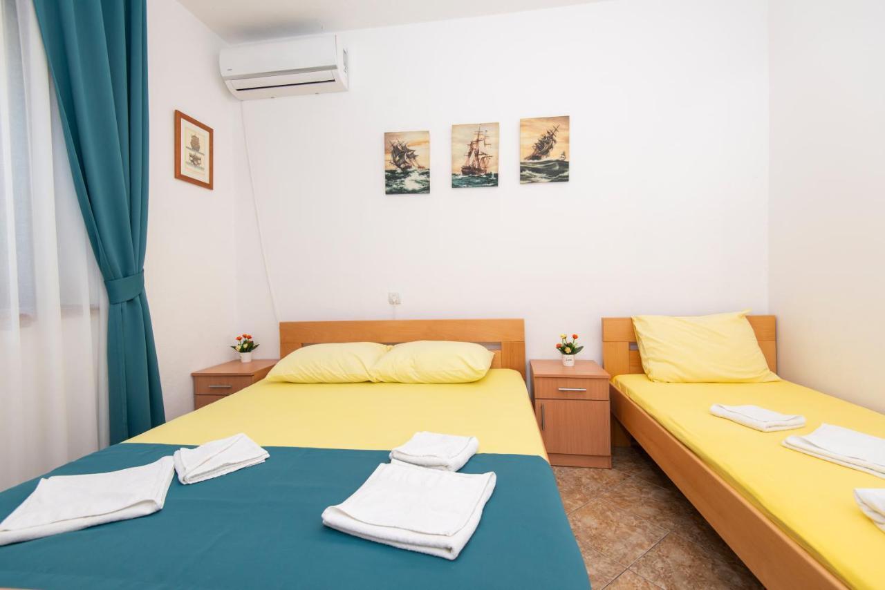 Apartments Kiki Котор Екстер'єр фото