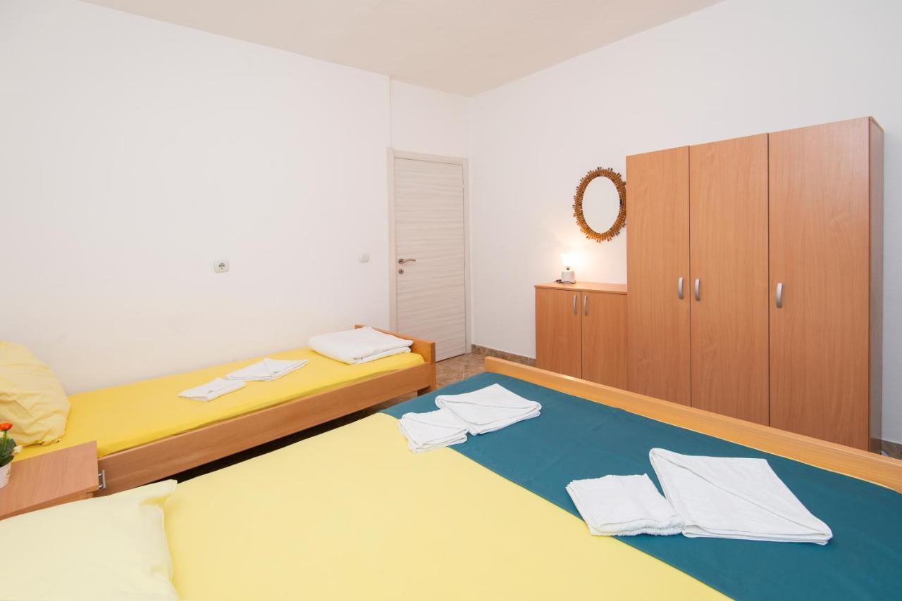 Apartments Kiki Котор Екстер'єр фото